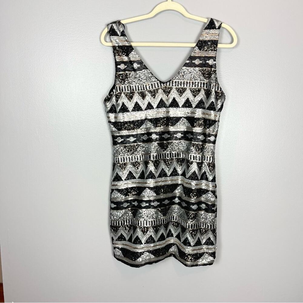 One Clothing Mini Sequence Dress size M Black, Gold Silver